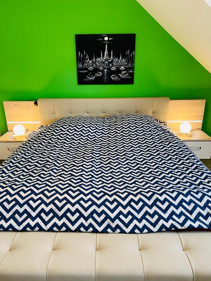 T&T Ferienwohnung Rheinbrohl Exteriör bild